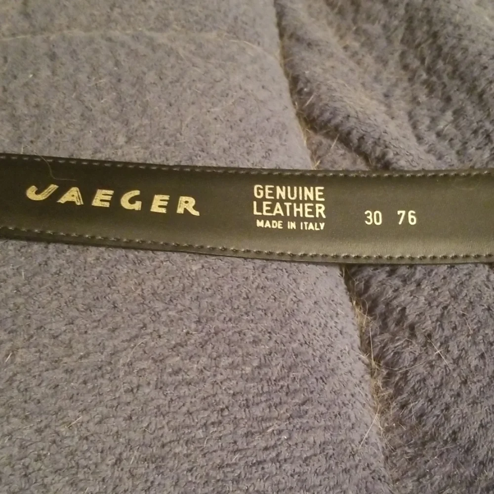 Jaeger vintage black leather belt